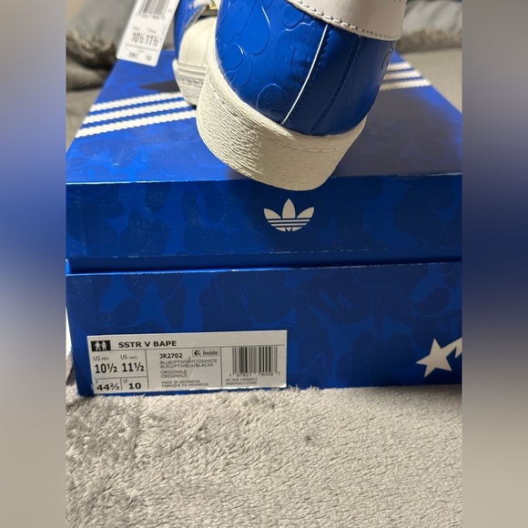 Adidas Bape Blue and White Sneakers New - Picture 5 of 11